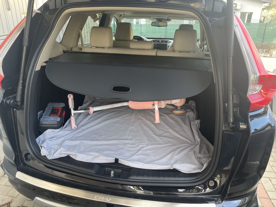 Продавам щора за багажник Honda CR-V