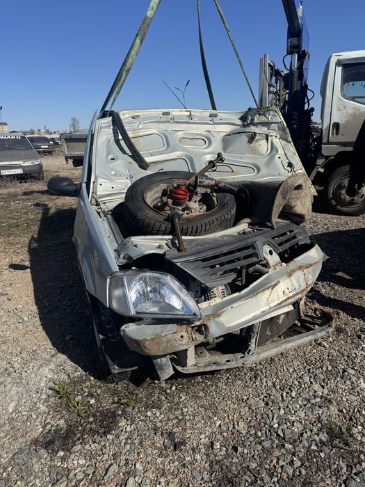 Продам рено логан