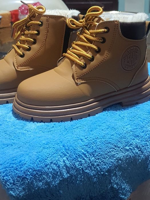 Продам сапоги детские