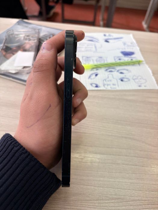 Айфон 13 с гарантией