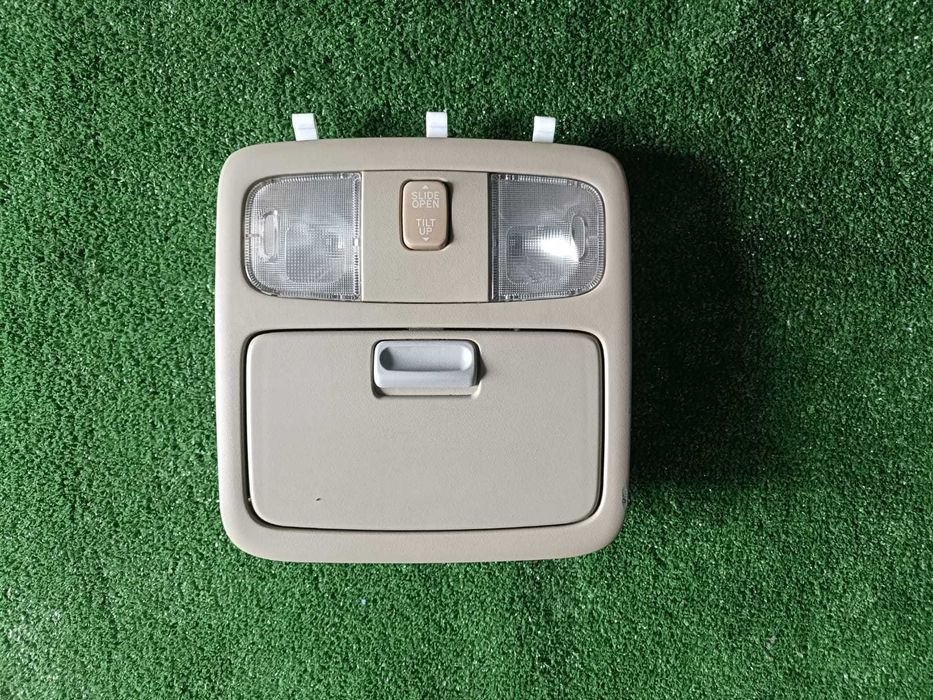 Оригинальный плафон салона от Toyota Camry 30 35