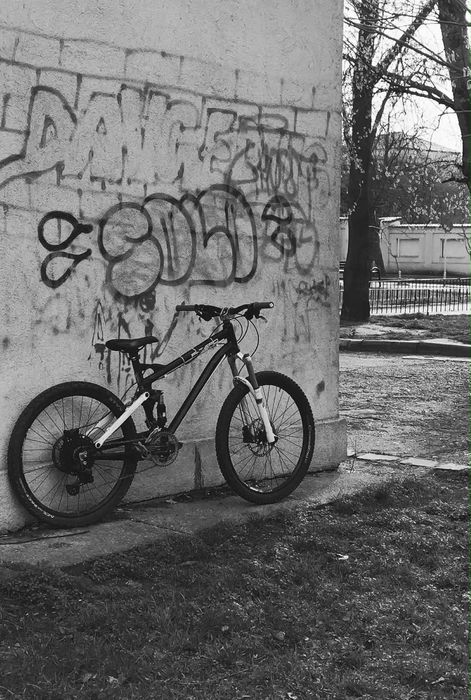 Bicicletă f-zero full