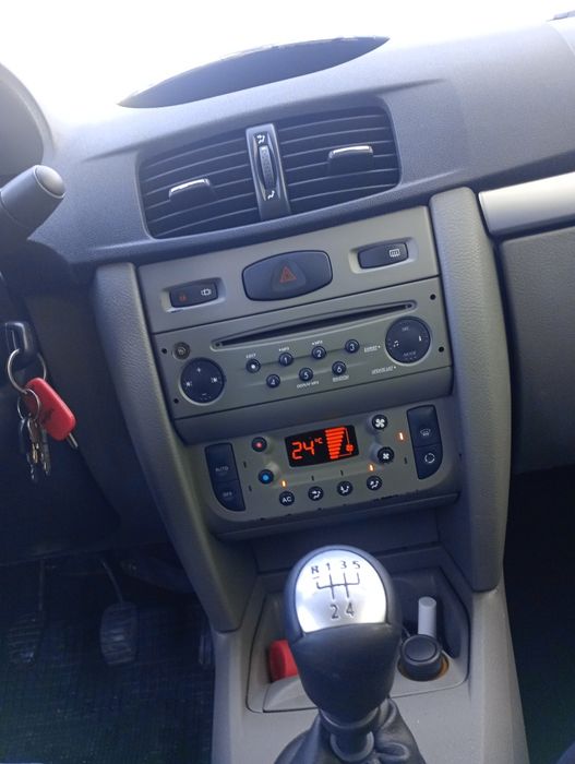 Renault  Clio Simbol  fab 2010 benzină