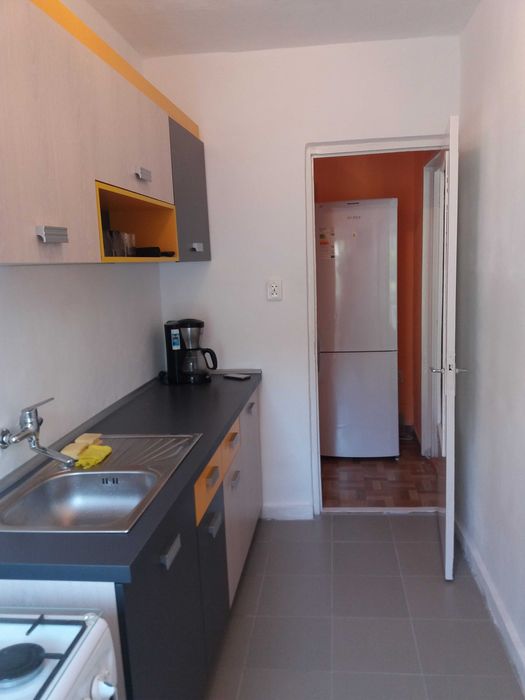 Proprietar inchiriez apartament