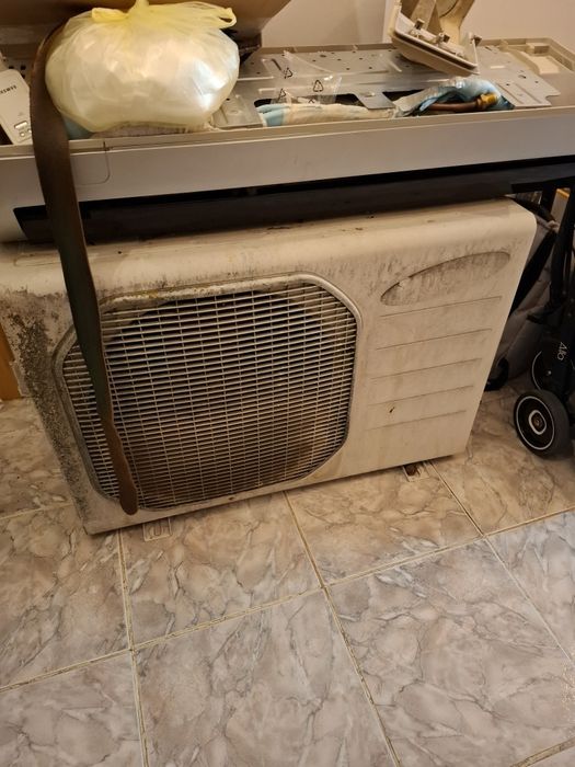 Vând aer conditionat samsung 12000