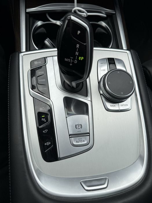 Vand BMW 745e plug in hybrid