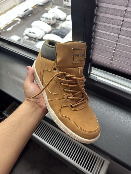 Зимние полусапоги (высокие кроссовки) 44