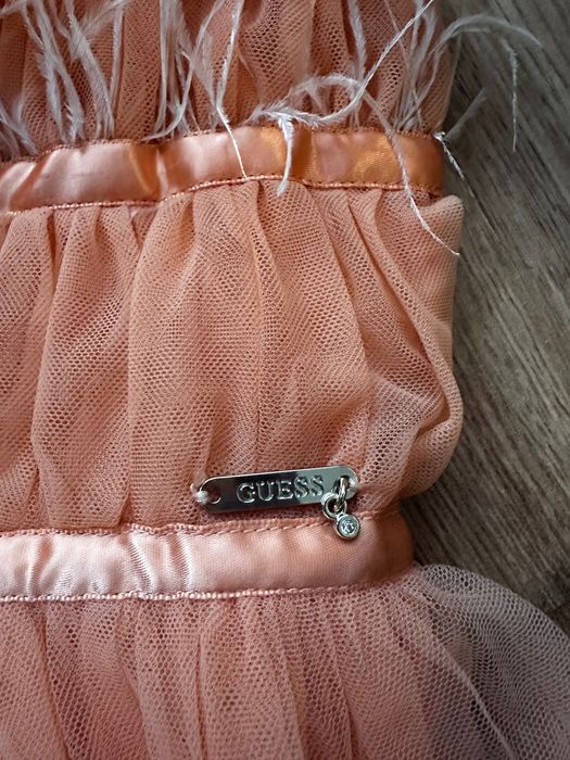 Приказна рокля Guess, размер 8 години