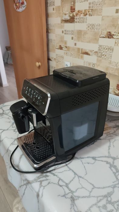 Продам кофемашину Philips