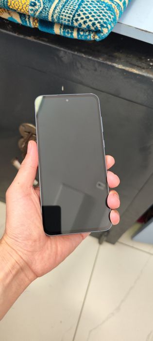 Samsung A55.   8 256gb