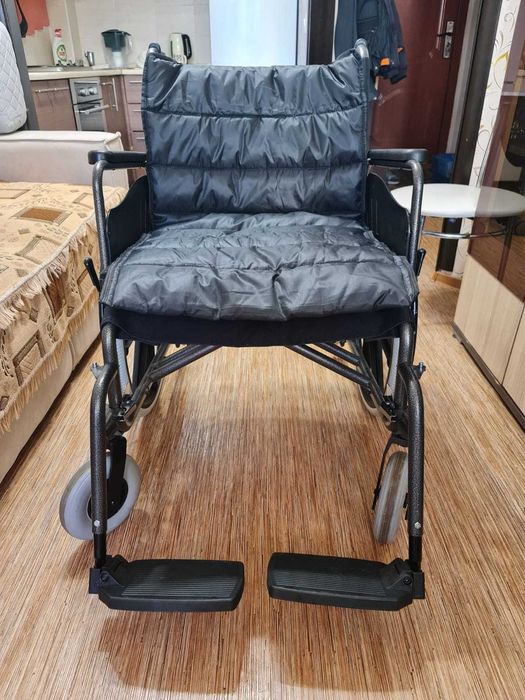 Кресло-коляска с ручным приводом