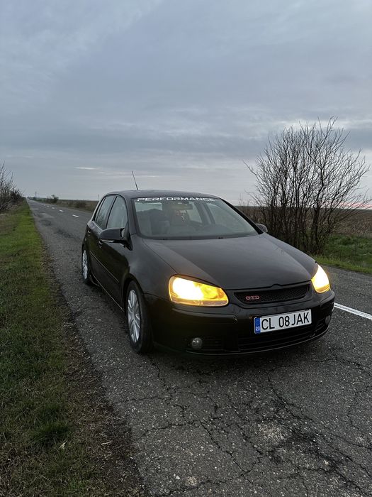 Vand golf 5 automat cu trapa