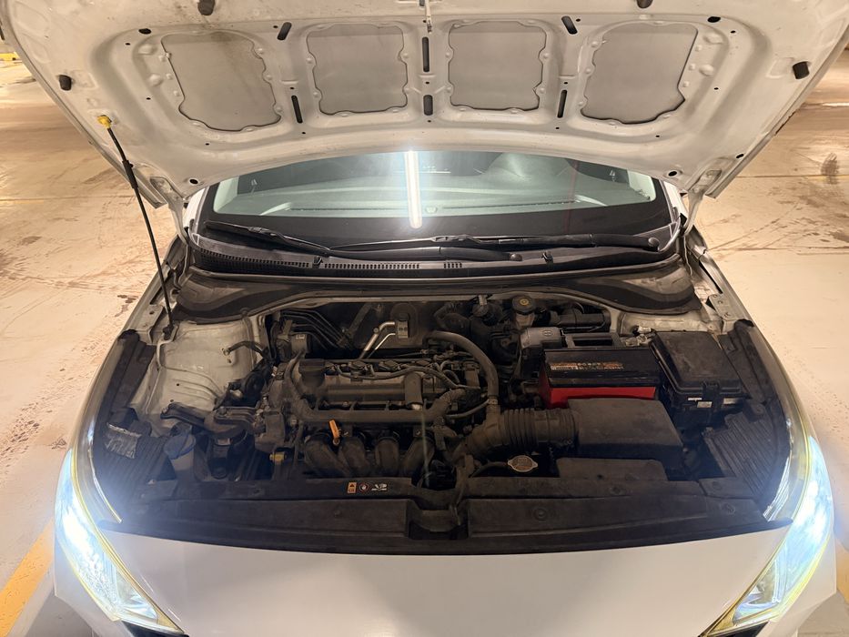 Продам Hyundai Accent 2021