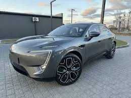 AVATR 11 116 kwh  RWD 730km pod zakaz