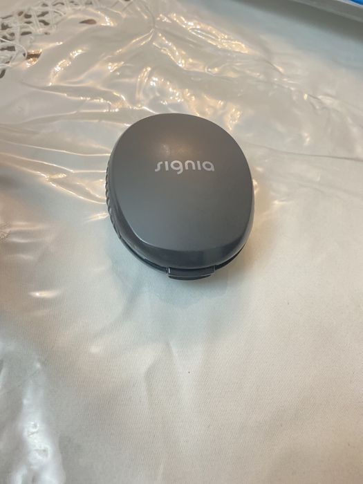 Срочно продам слуховой аппарат