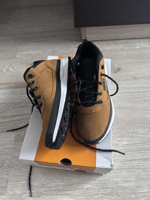 Чисто нови Timberland