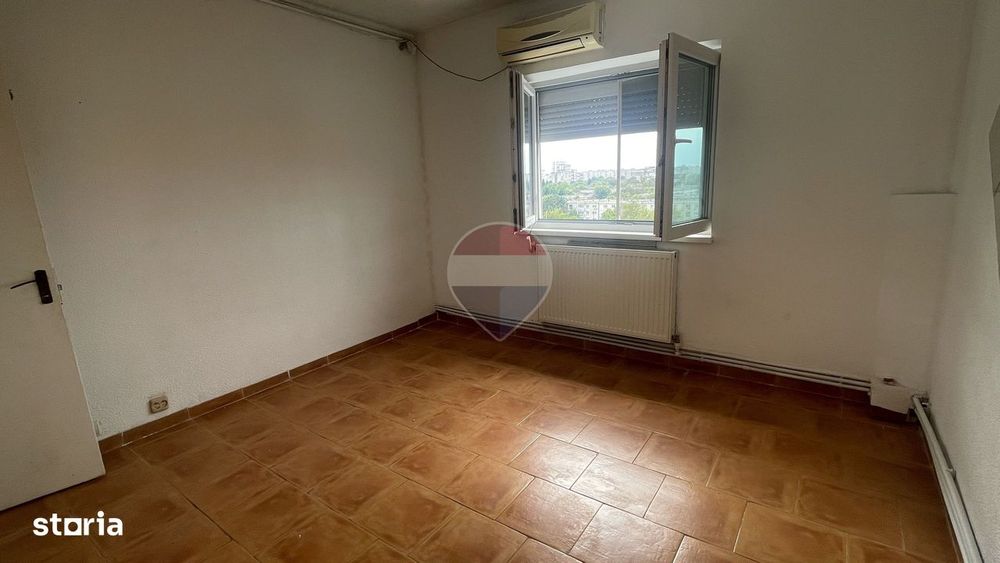 De Vanzare Apartament 3 camere, Berceni – Str. Pomârla