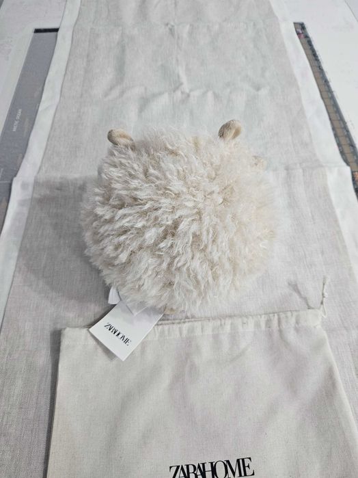 Стопер за врата Овца + ПОДАРЪК ленена покривка ЧИСТО НОВИ с етикетите