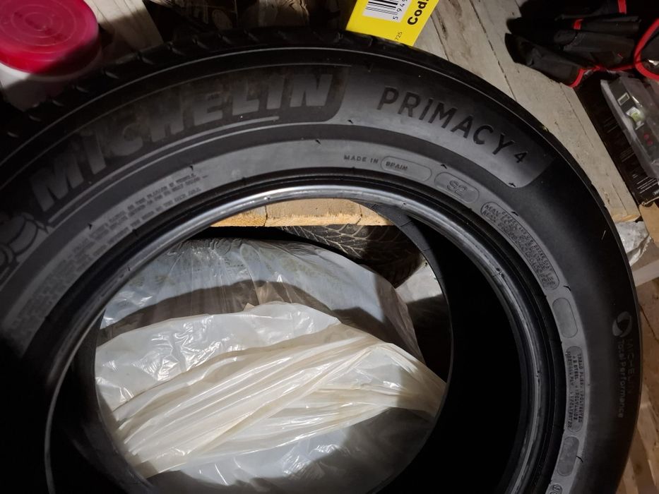 Vand cauciucuri noi Michelin Primacy 4 de vara