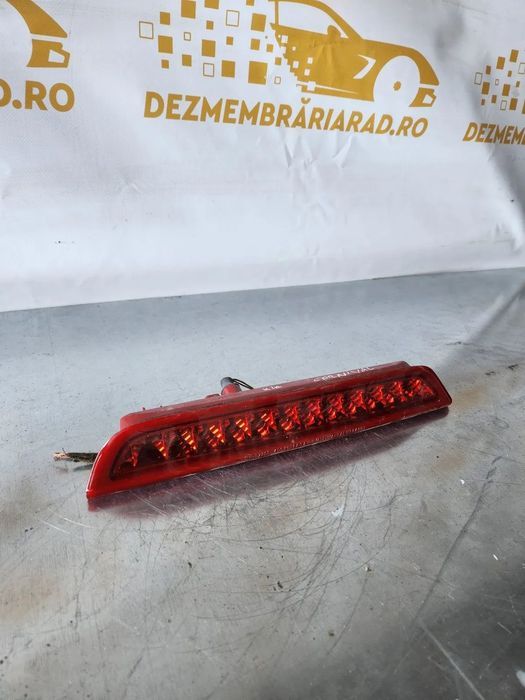 Lampa Stop Suplimentar Frana Kia Carnival An 2007-2008-2009-2010-2011-2012-2013-2014 - Dezmembrari