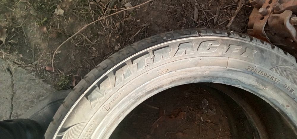 Летняя б/у резина R17