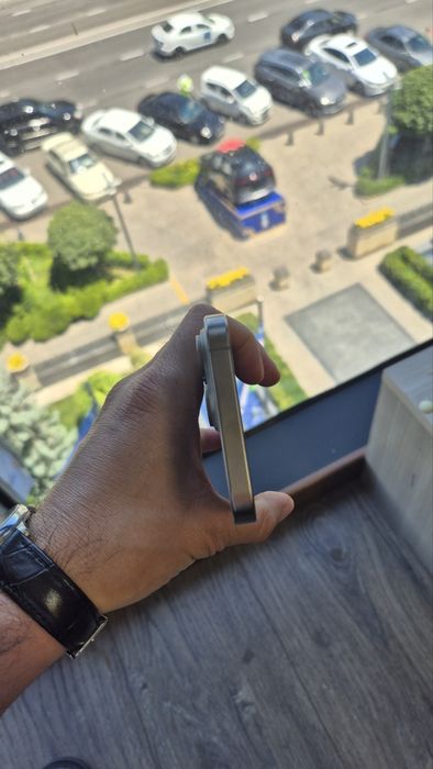 Продается iPhone 15 Pro Max 256gb