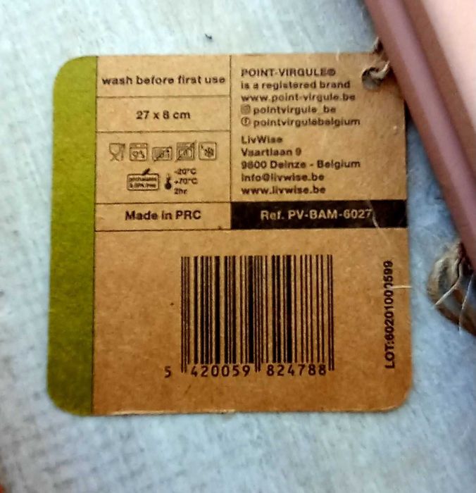 Зелена кръгла масичка Прибори Етажерка за колекционер Оливерник