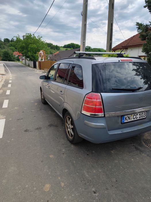 Vând Opel Zafira in stare buna 1.9 Tdci ,Ambreiaj nou, distribuție noua , km ne modificați