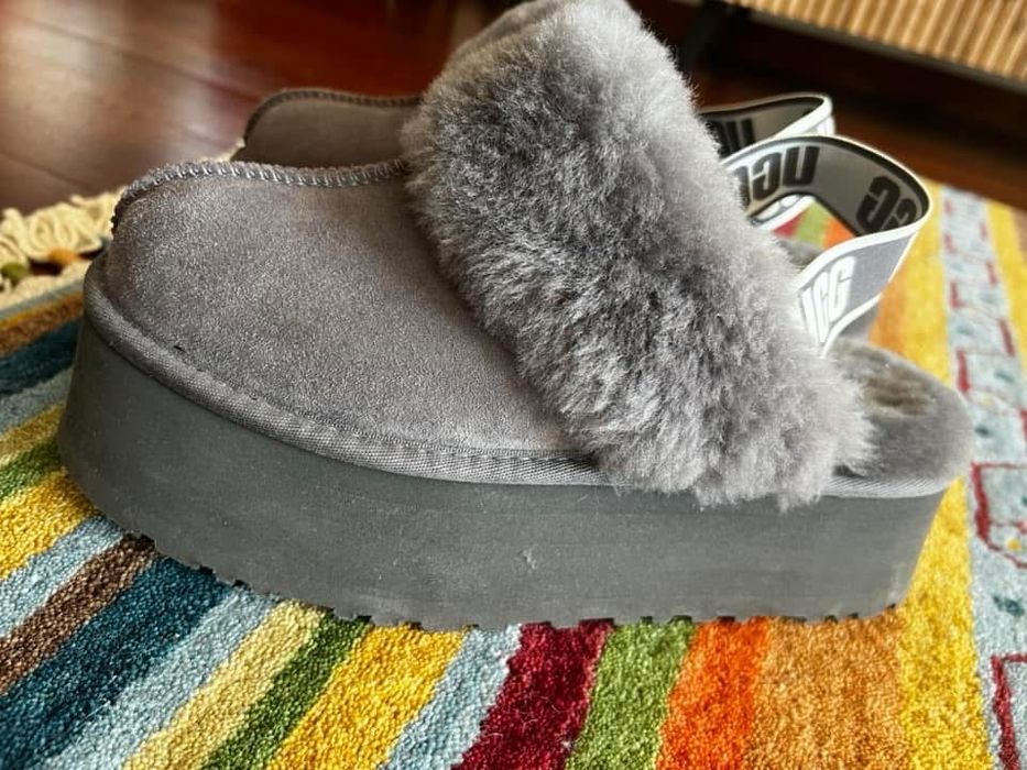 Ugg funkette 40(39 real)