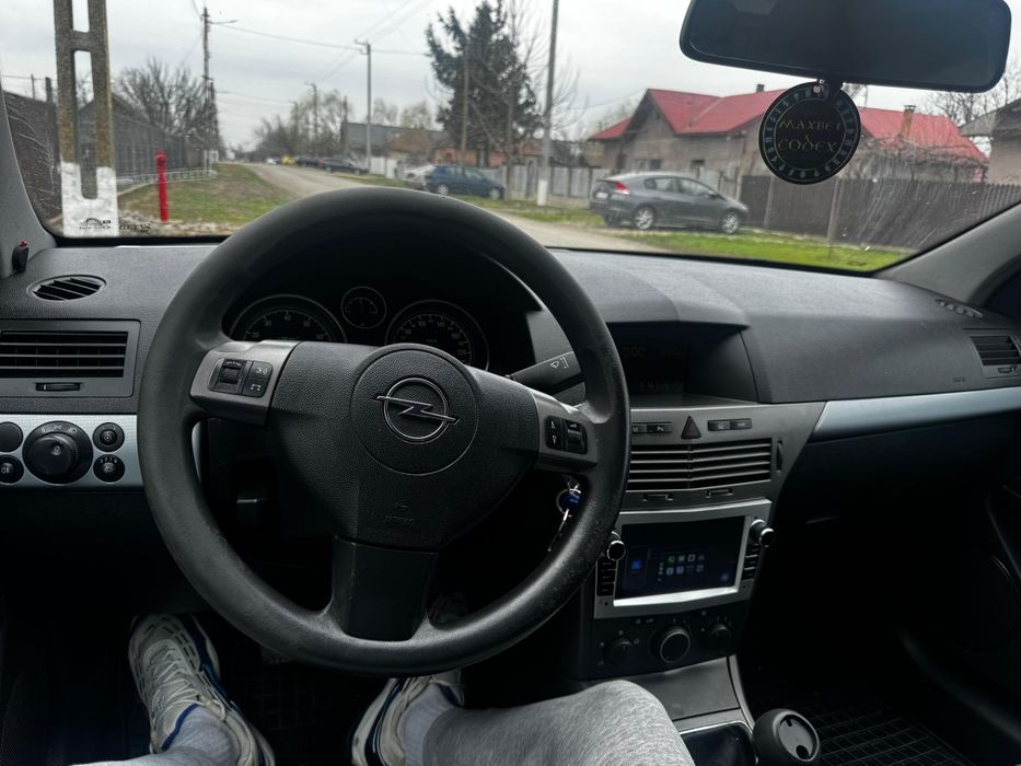 OPEL Astra 2006 — imagine 4