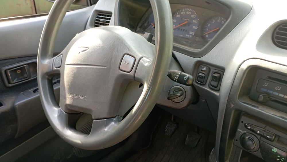 Продавам Дайхацу териос 1.3 само на Части