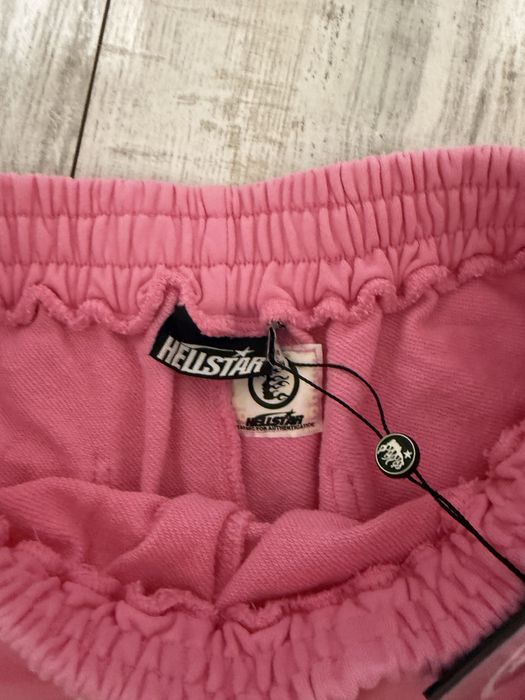 Pantaloni hellstar