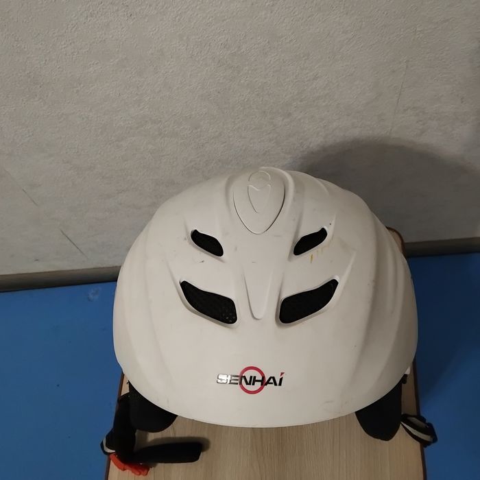 Шлем для конькобежный, ролики