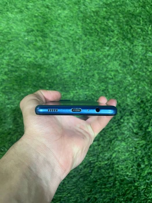 Samsung A12 32GB idial sotiladi