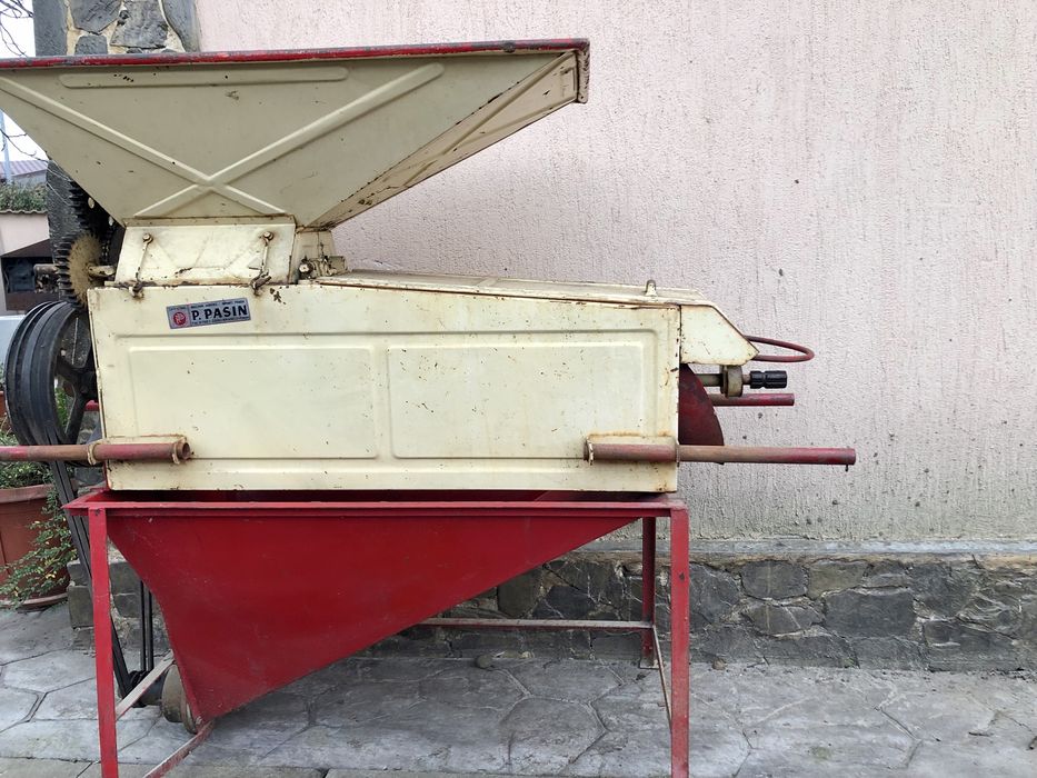 Deschiorchinător Zdrobitor Struguri P. PASIN cu Pompă Must Pe Cardan