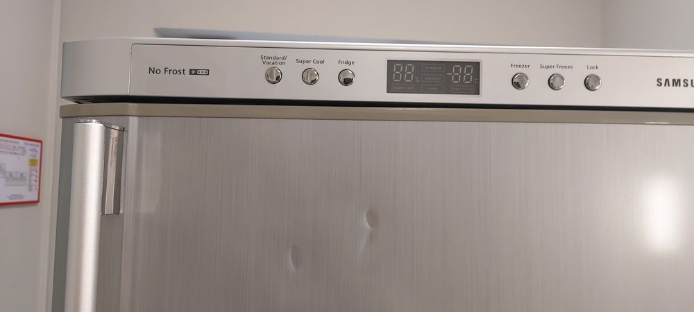Продам холодильник  Samsung