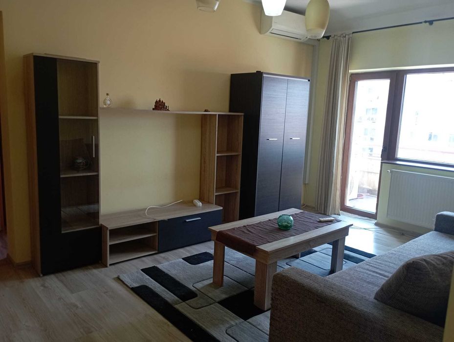Apartament 3 camere 2 bai - boxa si loc de parcare pe teren privat Zăvoi Deva