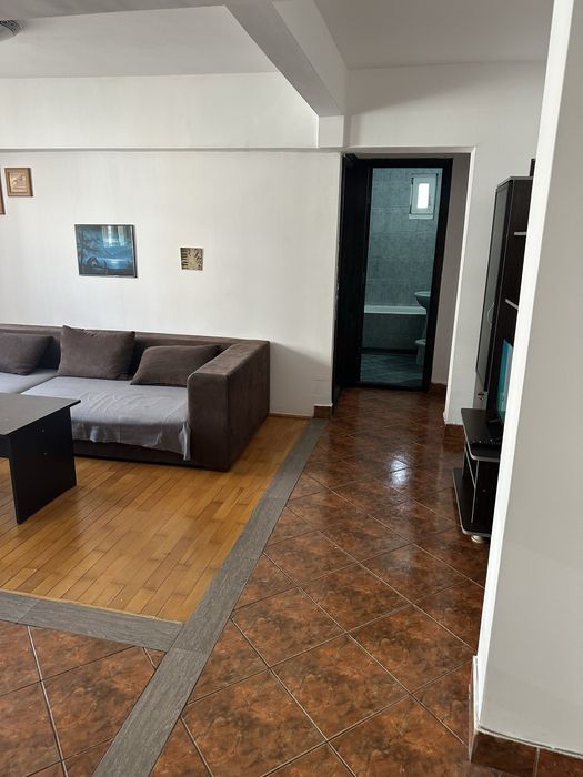 Apartament de inchiriat
