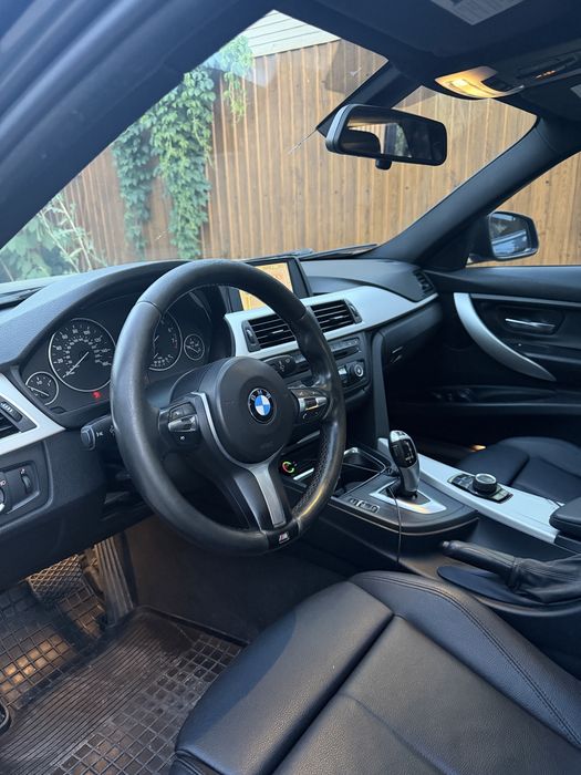 BMW 320i В аренду