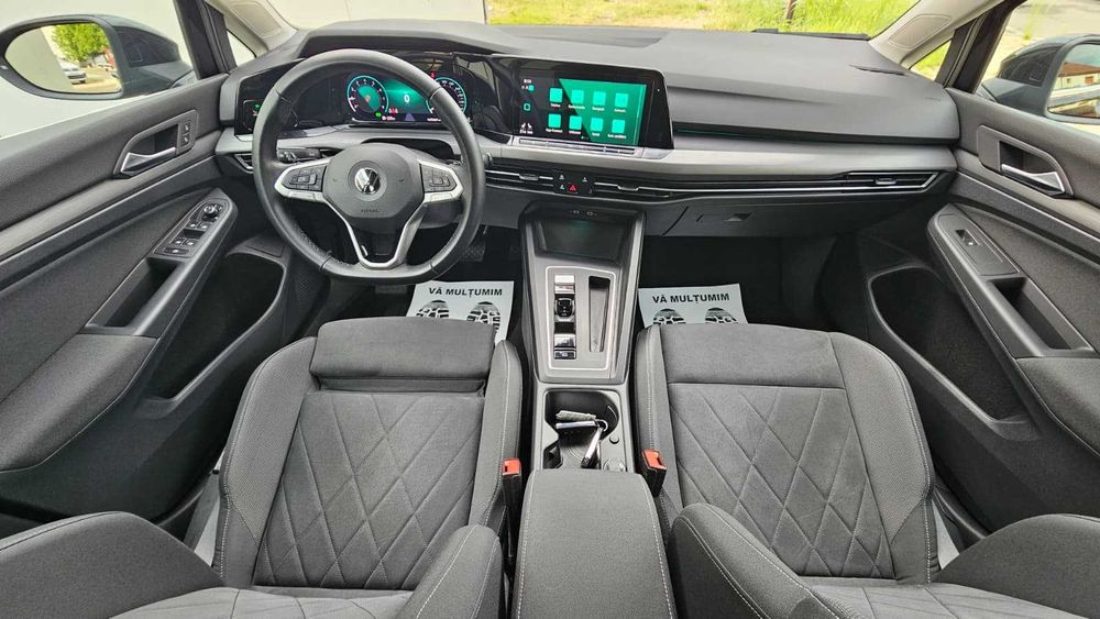 VW Golf 8 STYLE 12.2022 1.5eTSI 150cp DSG / Virtual Cockpit Faruri IQ Keyless Distronic LINE SIDE / TOP