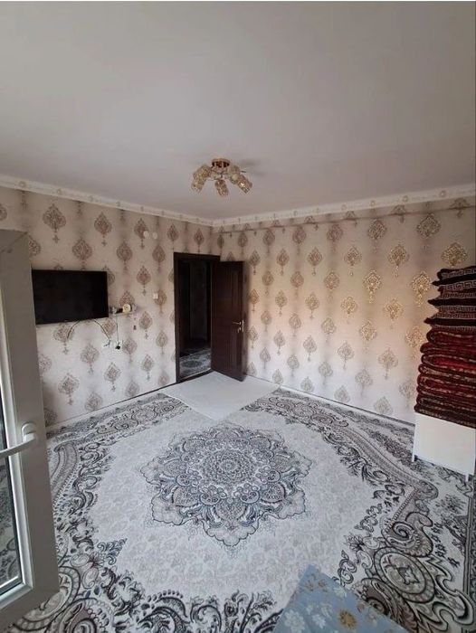 Uy sotiladi  sergiliy 3 ada  yoli yuzida joylashgan