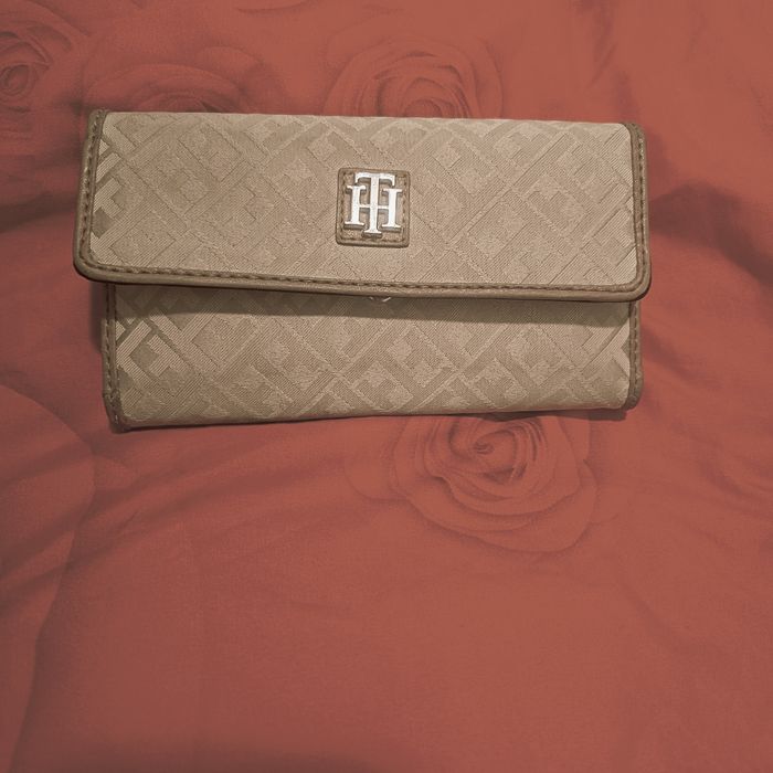 Portofel dama Tommy Hilfiger