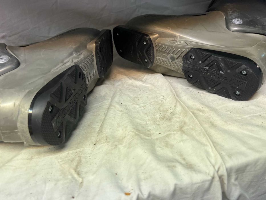 Clapari ski schi Nordica ONE S W marime EUR:39 Mondo:25.5