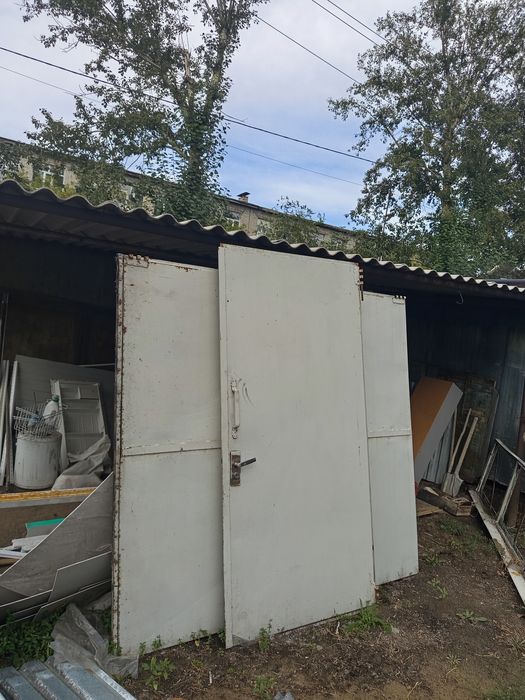 Металлические ворота для гаража