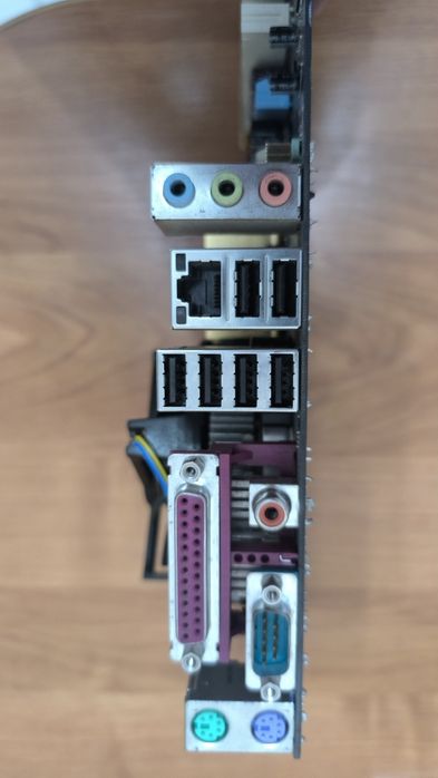 Материнская плата.