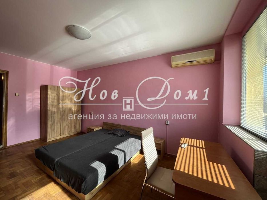 Дава се под наем Тристаен апартамент в Варна, Център - 92 кв.м за 561 € - Снимка #2