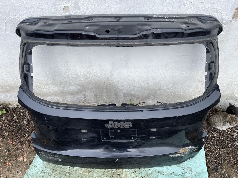 Заден капак багажник за Jeep Renegade Джип Ренегад 2021г