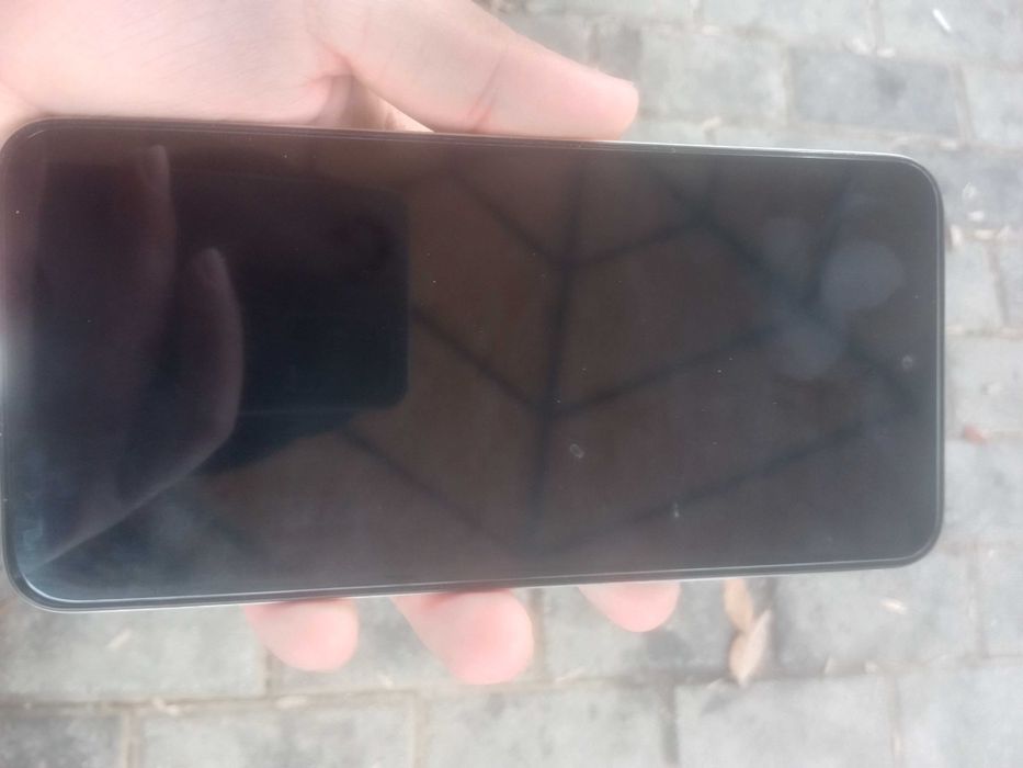 Продается телефон редми 15 6 128
