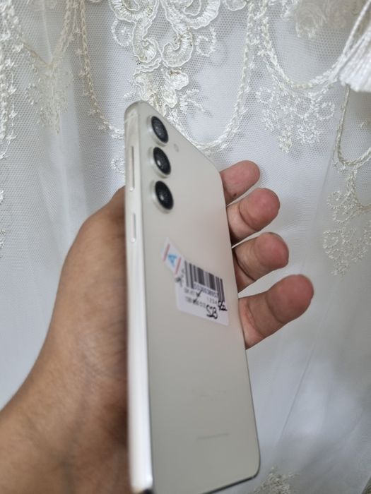Samsung s23  5G 8/256gb