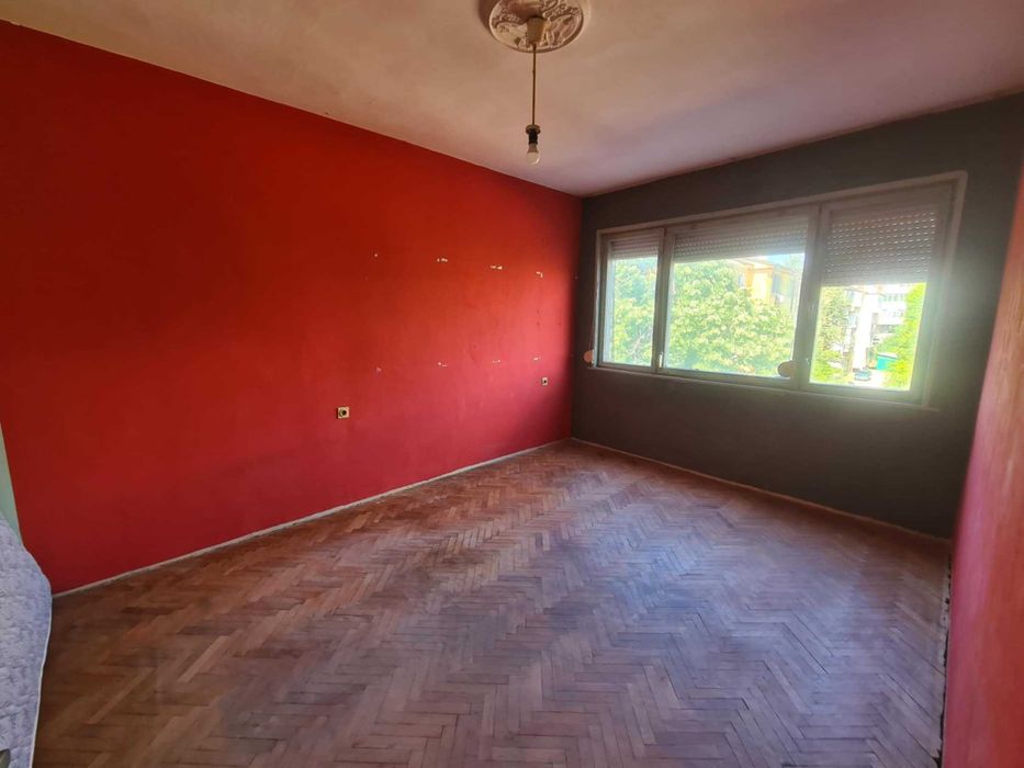 Двустаен апартамент  до Автогара Хасково